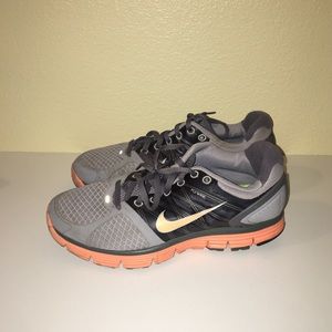 Nike flywire